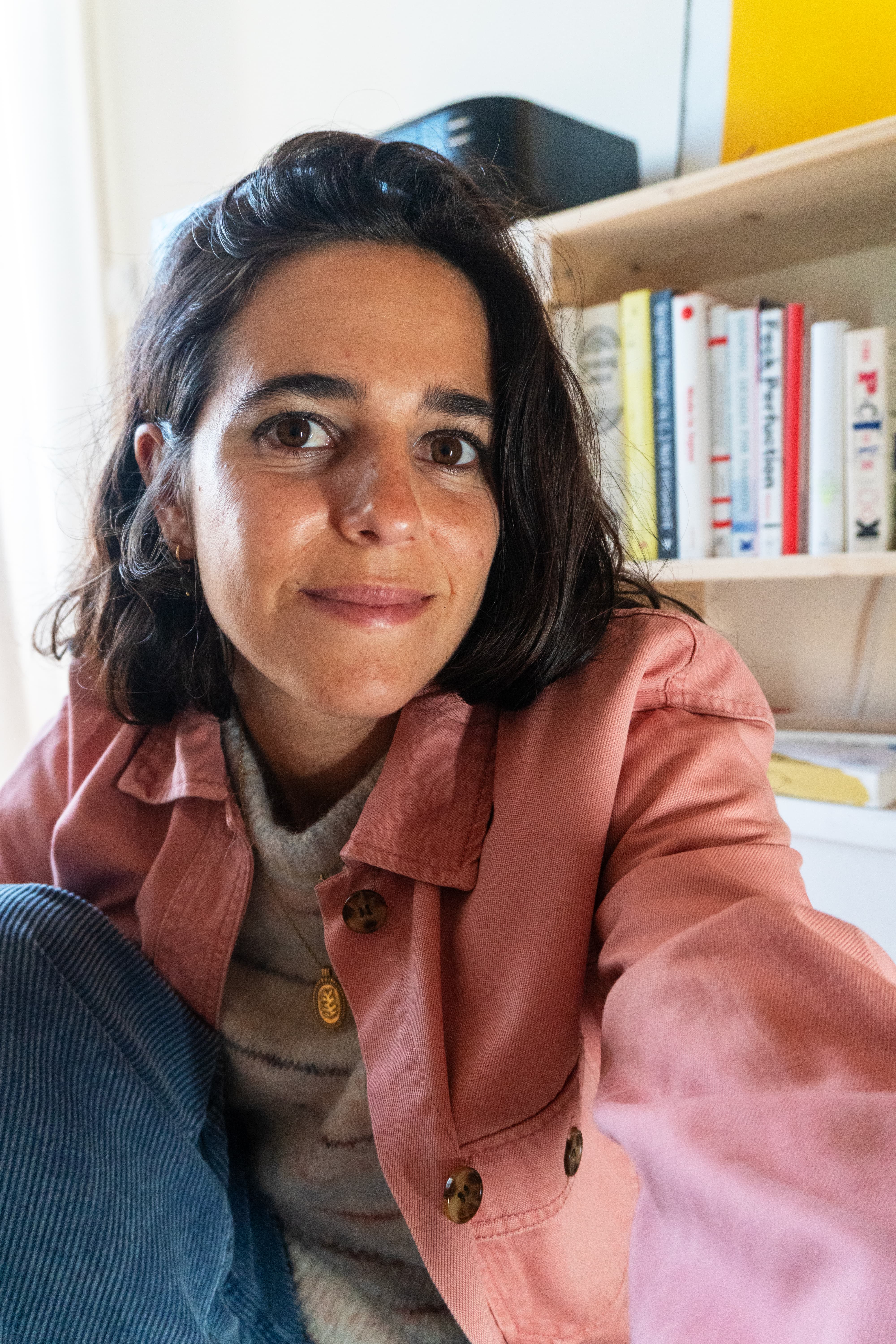 ana-on-the-planet-creative-studio-portrait-01